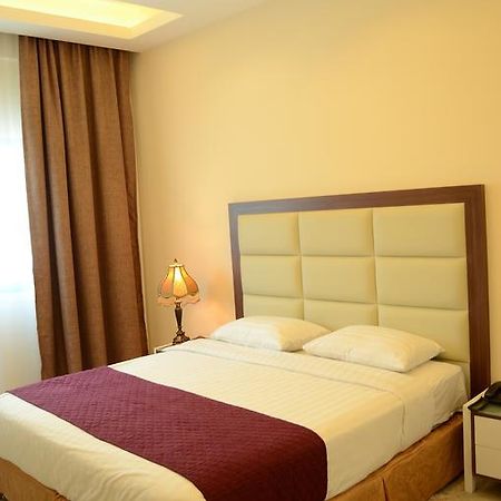 Arcadia Hotel Suites Šardžá Exteriér fotografie