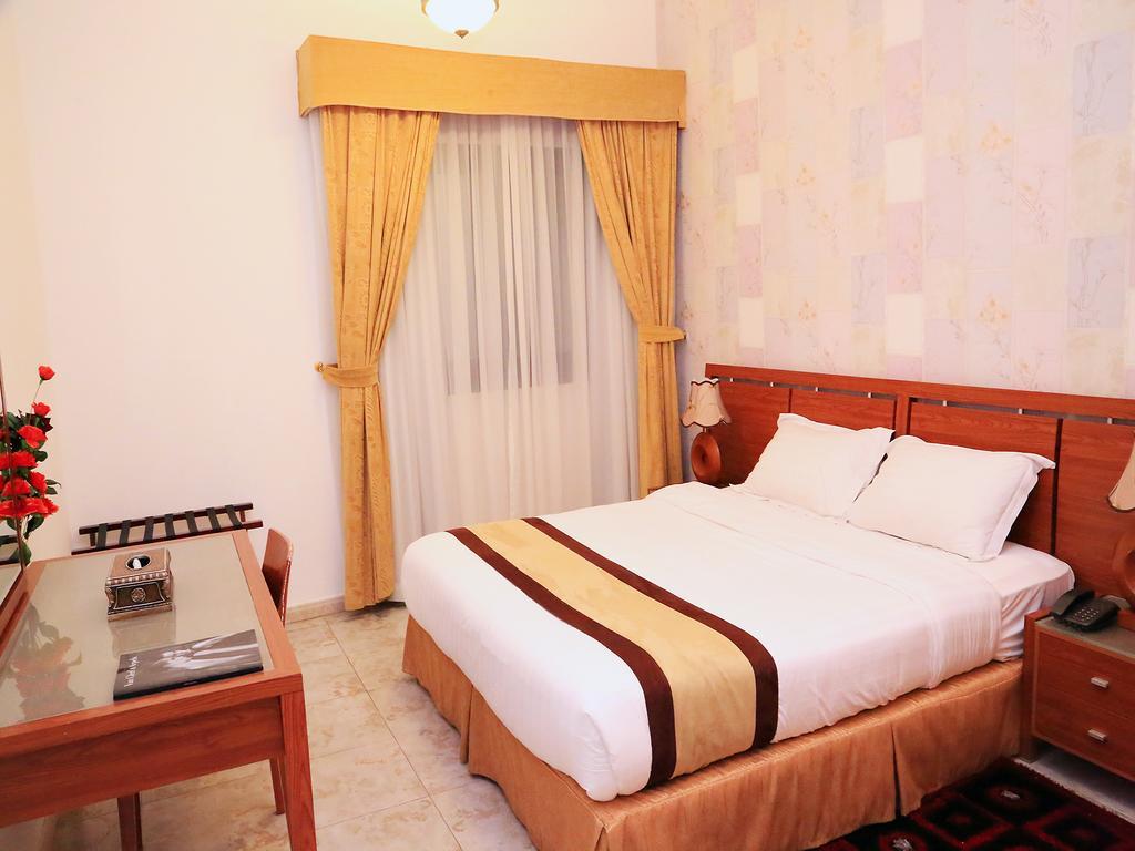 Arcadia Hotel Suites Šardžá Pokoj fotografie