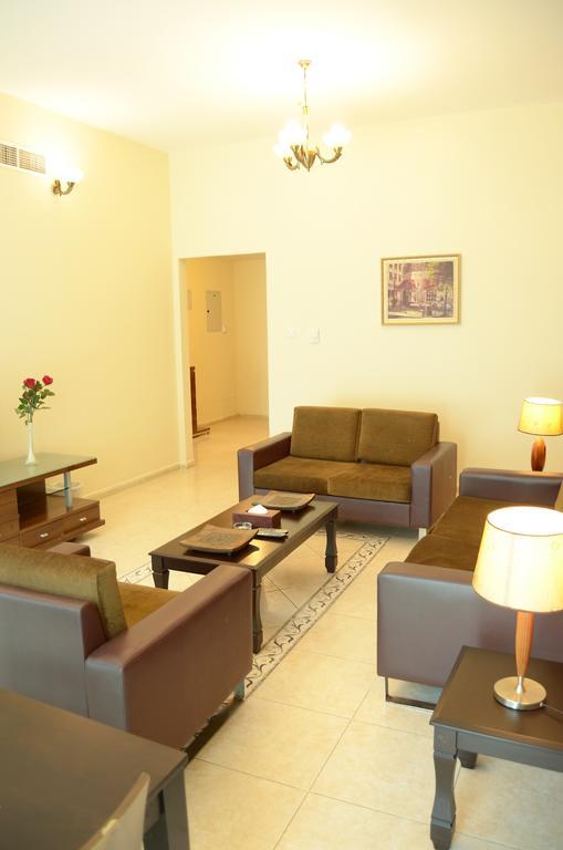 Arcadia Hotel Suites Šardžá Exteriér fotografie