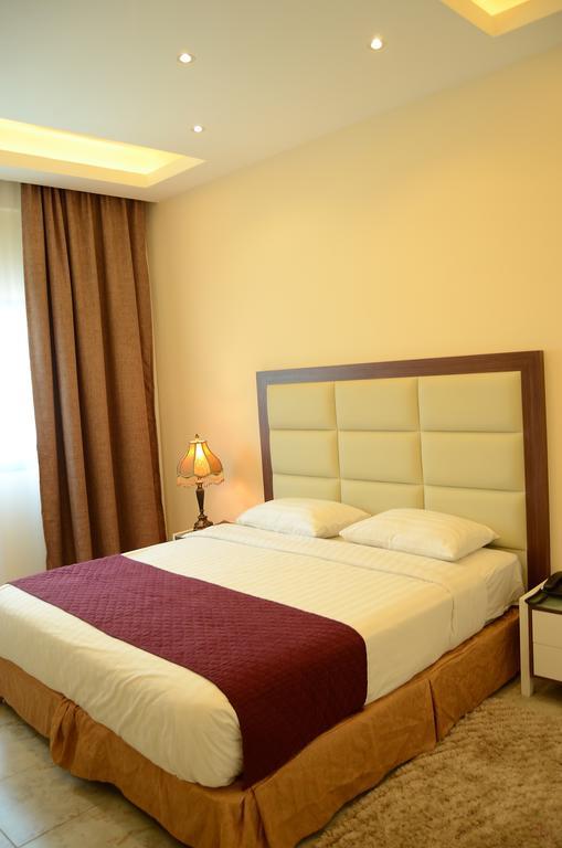Arcadia Hotel Suites Šardžá Exteriér fotografie
