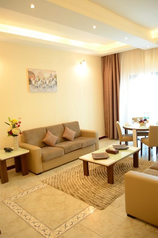 Arcadia Hotel Suites Šardžá Exteriér fotografie