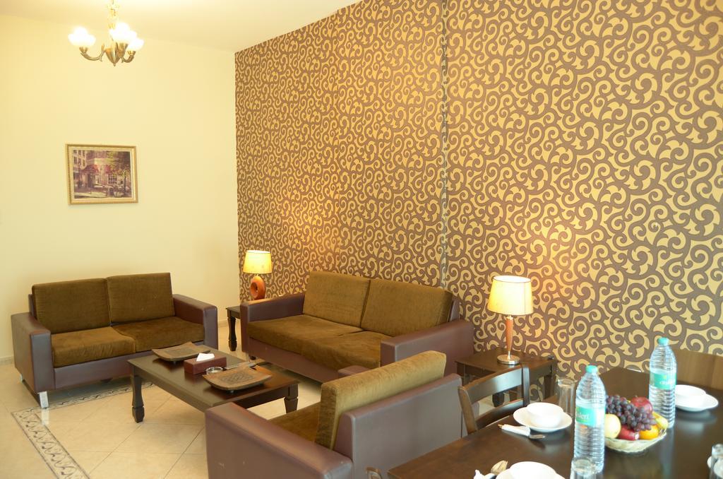 Arcadia Hotel Suites Šardžá Exteriér fotografie